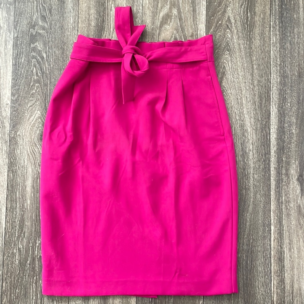 Pink pencil skirt